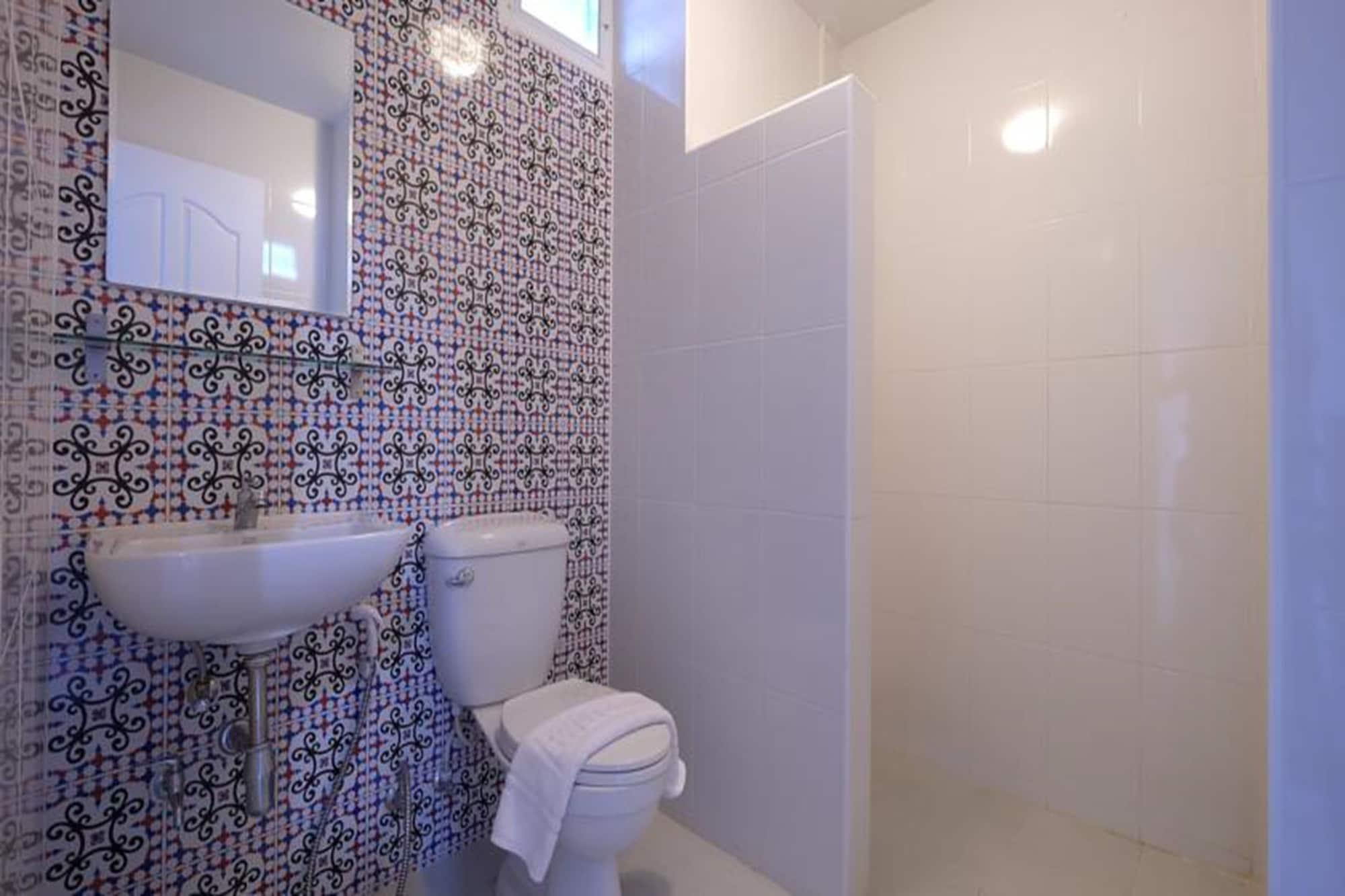 Privacy Residence Лопбури Экстерьер фото