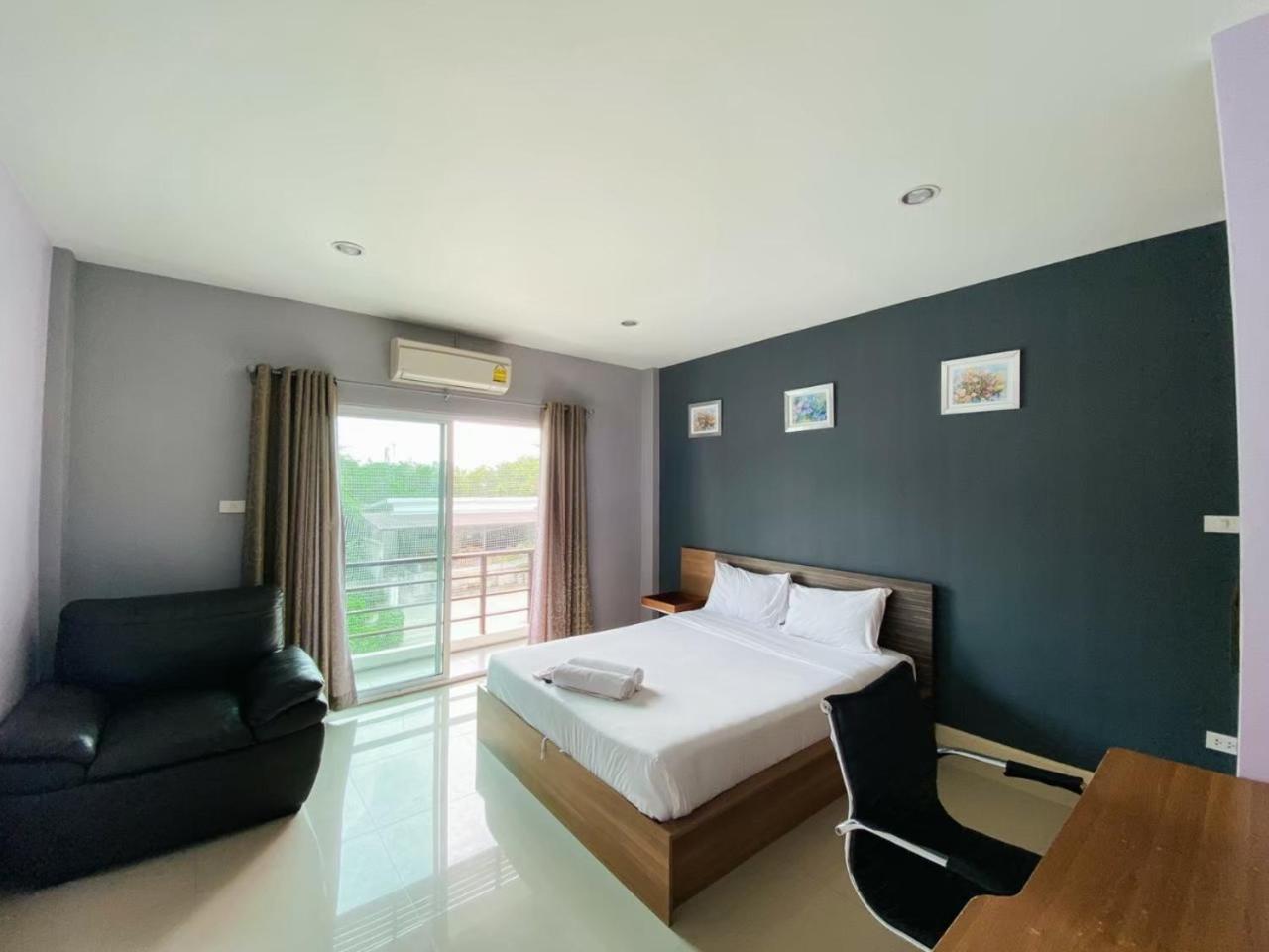 Privacy Residence Лопбури Экстерьер фото