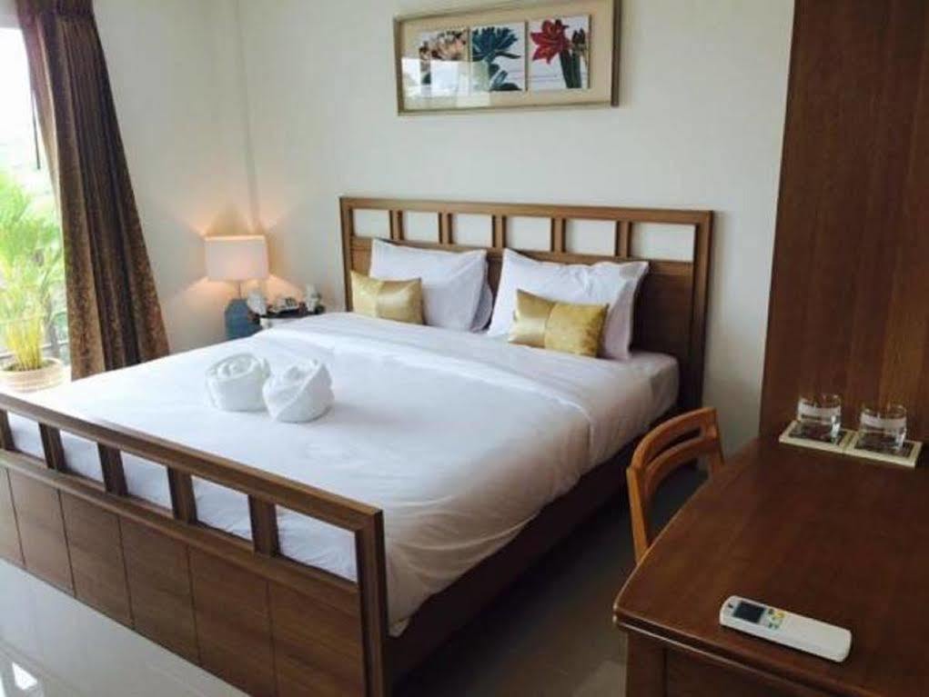 Privacy Residence Лопбури Экстерьер фото