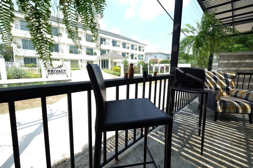 Privacy Residence Лопбури Экстерьер фото